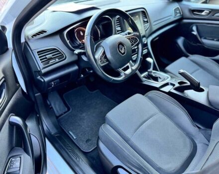 Белый Рено Меган, объемом двигателя 1.5 л и пробегом 204 тыс. км за 13900 $, фото 11 на Automoto.ua