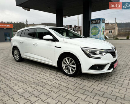 Белый Рено Меган, объемом двигателя 1.46 л и пробегом 181 тыс. км за 14200 $, фото 2 на Automoto.ua