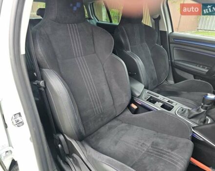 Белый Рено Меган, объемом двигателя 1.46 л и пробегом 210 тыс. км за 14750 $, фото 19 на Automoto.ua