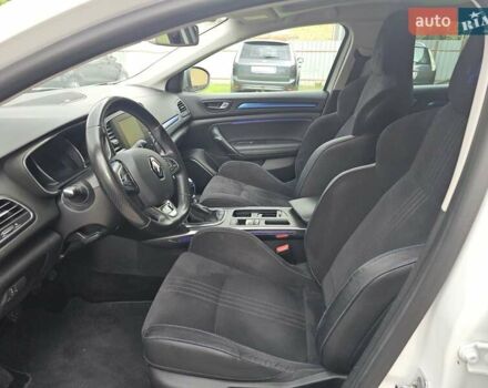 Белый Рено Меган, объемом двигателя 1.46 л и пробегом 210 тыс. км за 14750 $, фото 32 на Automoto.ua