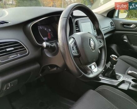 Белый Рено Меган, объемом двигателя 1.5 л и пробегом 222 тыс. км за 12600 $, фото 53 на Automoto.ua