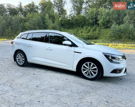 Белый Рено Меган, объемом двигателя 1.46 л и пробегом 176 тыс. км за 15800 $, фото 11 на Automoto.ua