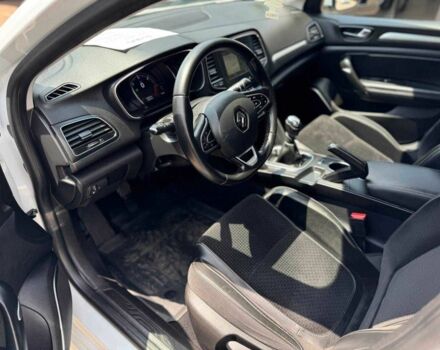 Белый Рено Меган, объемом двигателя 1.5 л и пробегом 198 тыс. км за 13700 $, фото 12 на Automoto.ua