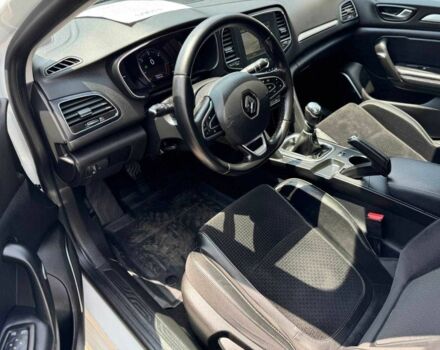 Белый Рено Меган, объемом двигателя 1.5 л и пробегом 198 тыс. км за 13700 $, фото 11 на Automoto.ua