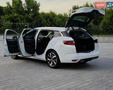 Белый Рено Меган, объемом двигателя 1.5 л и пробегом 114 тыс. км за 18600 $, фото 81 на Automoto.ua