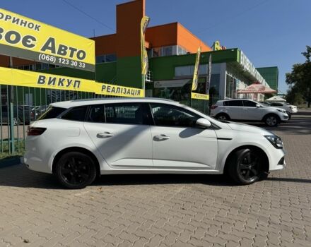 Белый Рено Меган, объемом двигателя 1.5 л и пробегом 238 тыс. км за 12350 $, фото 7 на Automoto.ua