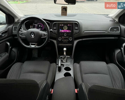 Белый Рено Меган, объемом двигателя 1.46 л и пробегом 181 тыс. км за 14200 $, фото 26 на Automoto.ua