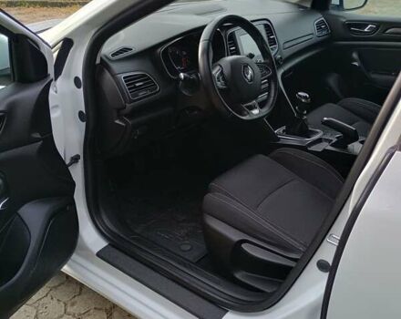 Белый Рено Меган, объемом двигателя 1.5 л и пробегом 222 тыс. км за 12600 $, фото 49 на Automoto.ua