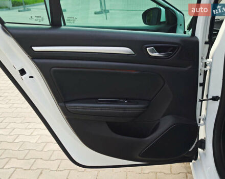 Белый Рено Меган, объемом двигателя 1.5 л и пробегом 114 тыс. км за 18600 $, фото 36 на Automoto.ua