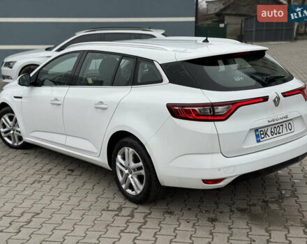 Білий Рено Меган, об'ємом двигуна 1.46 л та пробігом 240 тис. км за 11800 $, фото 3 на Automoto.ua