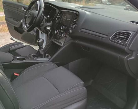 Белый Рено Меган, объемом двигателя 1.5 л и пробегом 222 тыс. км за 12600 $, фото 60 на Automoto.ua