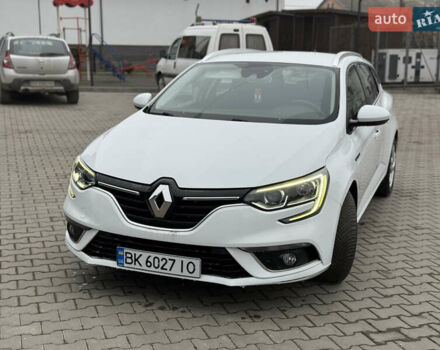 Білий Рено Меган, об'ємом двигуна 1.46 л та пробігом 240 тис. км за 11800 $, фото 2 на Automoto.ua