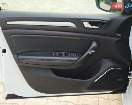 Белый Рено Меган, объемом двигателя 1.5 л и пробегом 114 тыс. км за 18600 $, фото 20 на Automoto.ua