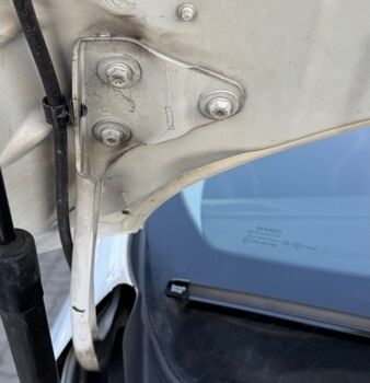 Белый Рено Меган, объемом двигателя 1.46 л и пробегом 174 тыс. км за 14300 $, фото 103 на Automoto.ua