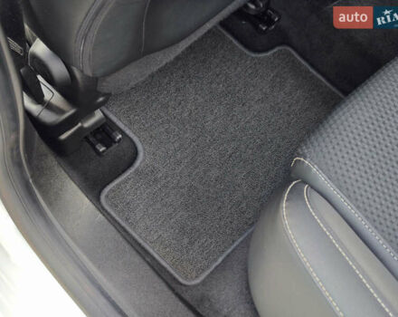 Белый Рено Меган, объемом двигателя 1.5 л и пробегом 114 тыс. км за 18600 $, фото 38 на Automoto.ua