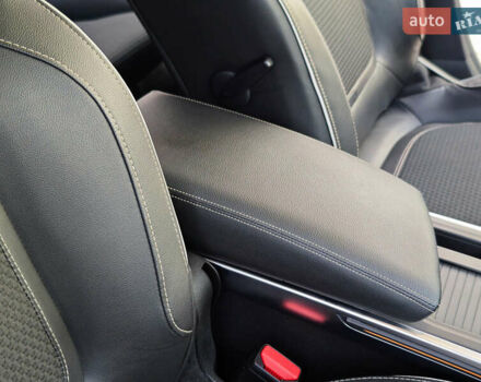 Белый Рено Меган, объемом двигателя 1.5 л и пробегом 114 тыс. км за 18600 $, фото 67 на Automoto.ua