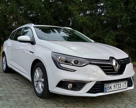 Белый Рено Меган, объемом двигателя 1.5 л и пробегом 222 тыс. км за 12600 $, фото 1 на Automoto.ua