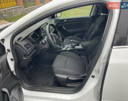 Білий Рено Меган, об'ємом двигуна 1.46 л та пробігом 133 тис. км за 15399 $, фото 6 на Automoto.ua