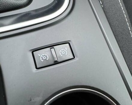 Белый Рено Меган, объемом двигателя 1.5 л и пробегом 202 тыс. км за 15600 $, фото 27 на Automoto.ua