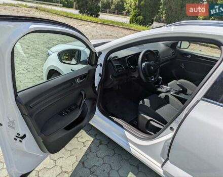 Белый Рено Меган, объемом двигателя 1.46 л и пробегом 152 тыс. км за 15200 $, фото 28 на Automoto.ua