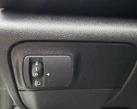 Белый Рено Меган, объемом двигателя 1.5 л и пробегом 202 тыс. км за 15600 $, фото 30 на Automoto.ua