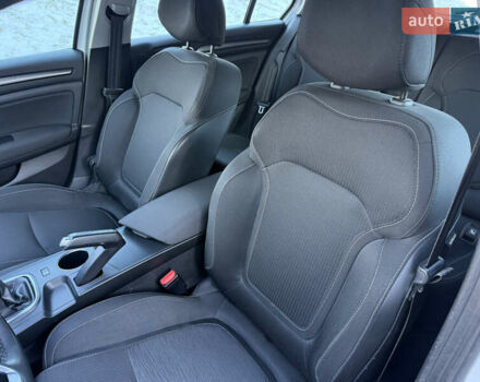 Белый Рено Меган, объемом двигателя 1.5 л и пробегом 167 тыс. км за 14200 $, фото 6 на Automoto.ua