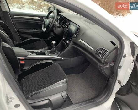 Білий Рено Меган, об'ємом двигуна 1.46 л та пробігом 158 тис. км за 15350 $, фото 23 на Automoto.ua