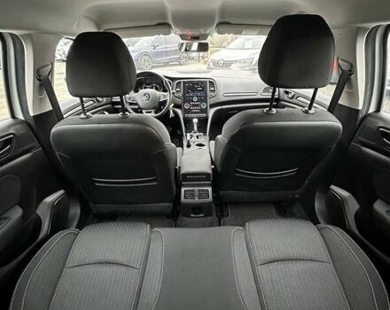 Белый Рено Меган, объемом двигателя 1.5 л и пробегом 202 тыс. км за 15800 $, фото 15 на Automoto.ua