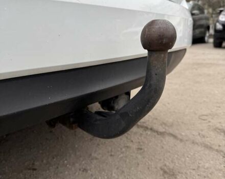 Белый Рено Меган, объемом двигателя 1.5 л и пробегом 202 тыс. км за 15600 $, фото 9 на Automoto.ua