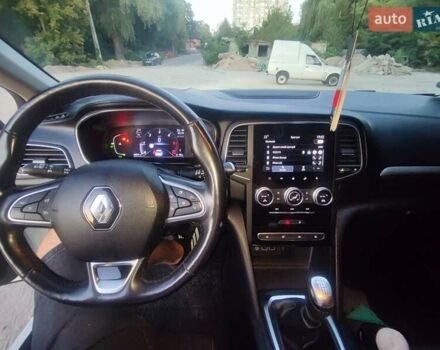Белый Рено Меган, объемом двигателя 1.46 л и пробегом 162 тыс. км за 15799 $, фото 19 на Automoto.ua