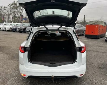 Белый Рено Меган, объемом двигателя 1.5 л и пробегом 202 тыс. км за 15800 $, фото 13 на Automoto.ua