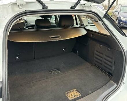 Белый Рено Меган, объемом двигателя 1.5 л и пробегом 202 тыс. км за 15800 $, фото 14 на Automoto.ua