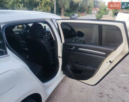 Белый Рено Меган, объемом двигателя 1.46 л и пробегом 162 тыс. км за 15799 $, фото 14 на Automoto.ua