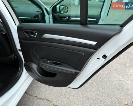 Белый Рено Меган, объемом двигателя 1.5 л и пробегом 138 тыс. км за 15399 $, фото 44 на Automoto.ua