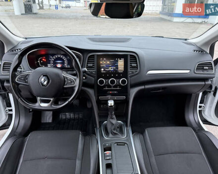 Белый Рено Меган, объемом двигателя 1.5 л и пробегом 138 тыс. км за 15399 $, фото 5 на Automoto.ua