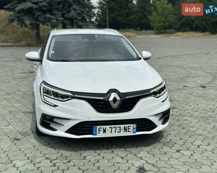 Белый Рено Меган, объемом двигателя 1.46 л и пробегом 193 тыс. км за 14950 $, фото 2 на Automoto.ua