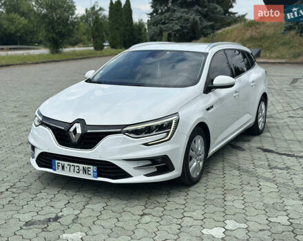 Белый Рено Меган, объемом двигателя 1.46 л и пробегом 193 тыс. км за 14950 $, фото 1 на Automoto.ua