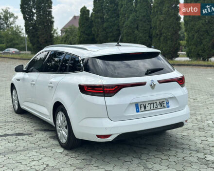 Белый Рено Меган, объемом двигателя 1.46 л и пробегом 193 тыс. км за 14950 $, фото 4 на Automoto.ua