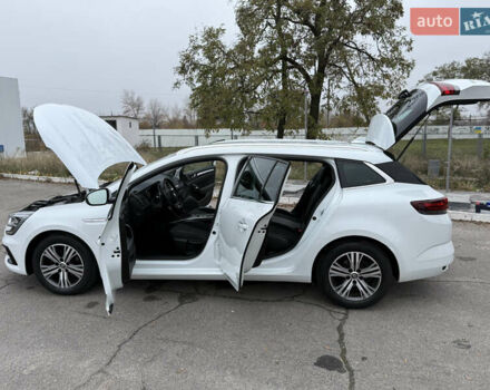 Белый Рено Меган, объемом двигателя 1.5 л и пробегом 138 тыс. км за 15399 $, фото 97 на Automoto.ua