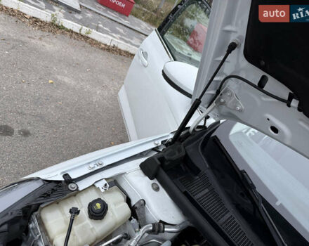 Белый Рено Меган, объемом двигателя 1.5 л и пробегом 138 тыс. км за 15399 $, фото 83 на Automoto.ua