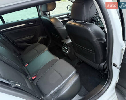 Белый Рено Меган, объемом двигателя 1.5 л и пробегом 138 тыс. км за 15399 $, фото 45 на Automoto.ua