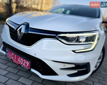 Белый Рено Меган, объемом двигателя 1.5 л и пробегом 136 тыс. км за 14400 $, фото 10 на Automoto.ua