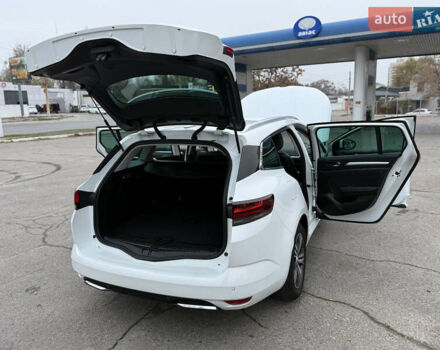 Белый Рено Меган, объемом двигателя 1.5 л и пробегом 138 тыс. км за 15399 $, фото 92 на Automoto.ua