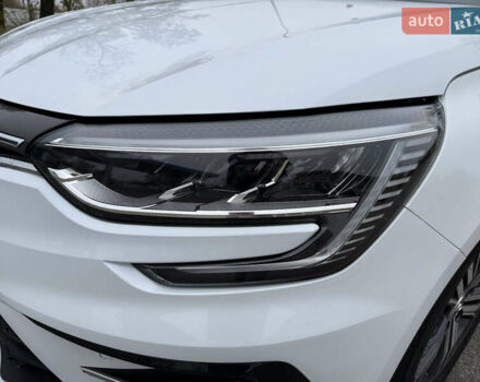 Белый Рено Меган, объемом двигателя 1.5 л и пробегом 138 тыс. км за 15399 $, фото 39 на Automoto.ua