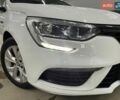 Белый Рено Меган, объемом двигателя 1.5 л и пробегом 250 тыс. км за 12800 $, фото 6 на Automoto.ua