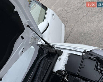 Белый Рено Меган, объемом двигателя 1.5 л и пробегом 138 тыс. км за 15399 $, фото 82 на Automoto.ua