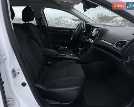 Білий Рено Меган, об'ємом двигуна 1.46 л та пробігом 116 тис. км за 16700 $, фото 17 на Automoto.ua