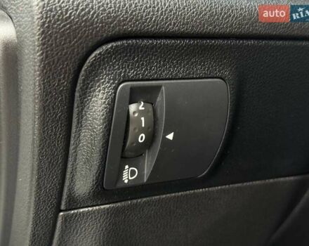 Белый Рено Меган, объемом двигателя 1.46 л и пробегом 253 тыс. км за 14500 $, фото 21 на Automoto.ua