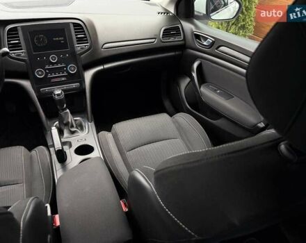 Белый Рено Меган, объемом двигателя 1.46 л и пробегом 253 тыс. км за 14500 $, фото 42 на Automoto.ua