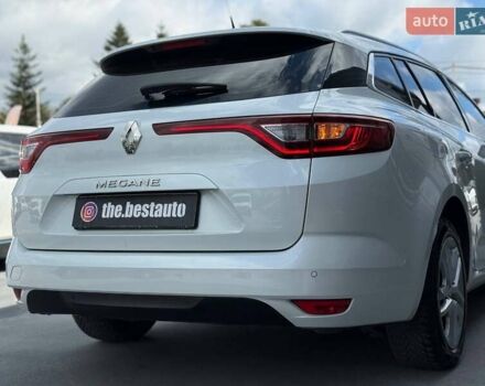 Белый Рено Меган, объемом двигателя 1.46 л и пробегом 253 тыс. км за 14500 $, фото 9 на Automoto.ua